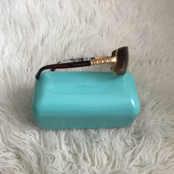 Tiffany & Co. Accessories - Tiffany & Co Sunglasses